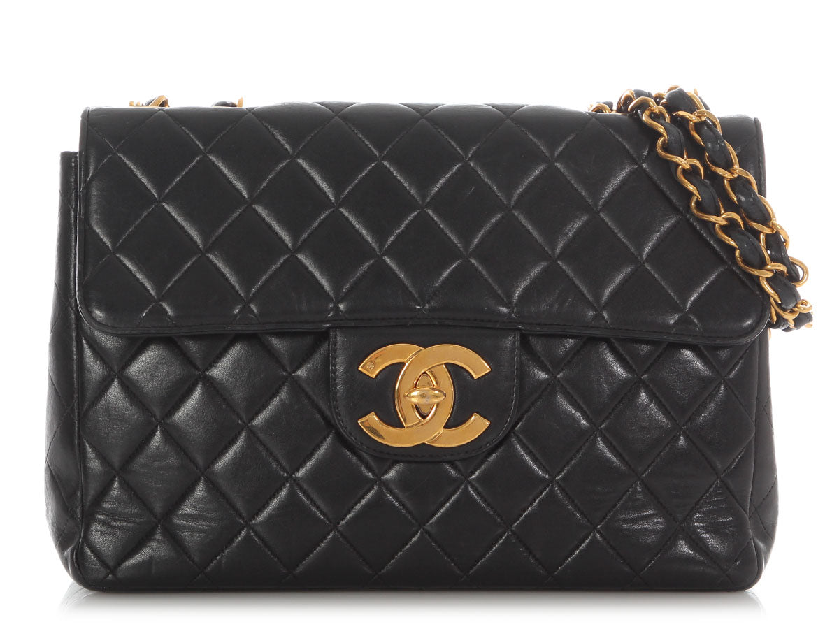 Chanel Vintage Jumbo Black Quilted Lambskin Classic Single Flap