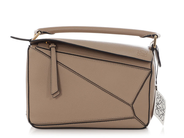 【LOEWE】OLA SMALL BAG◆AP22P22X02 AP22P22X02_1038_1F.jpg?sw=512&