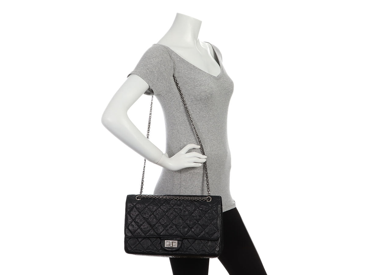 Fashion « Chanel-Vuitton », Sale n°2045, Lot n°156