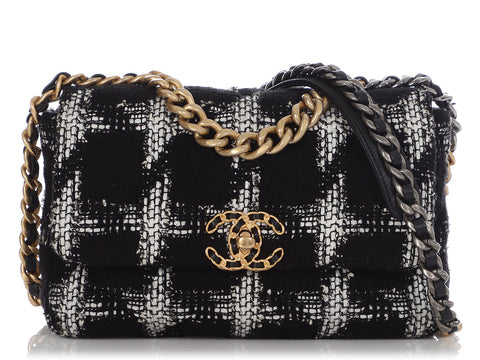 Chanel Medium Black and White Quilted Houndstooth Tweed 19 Flap