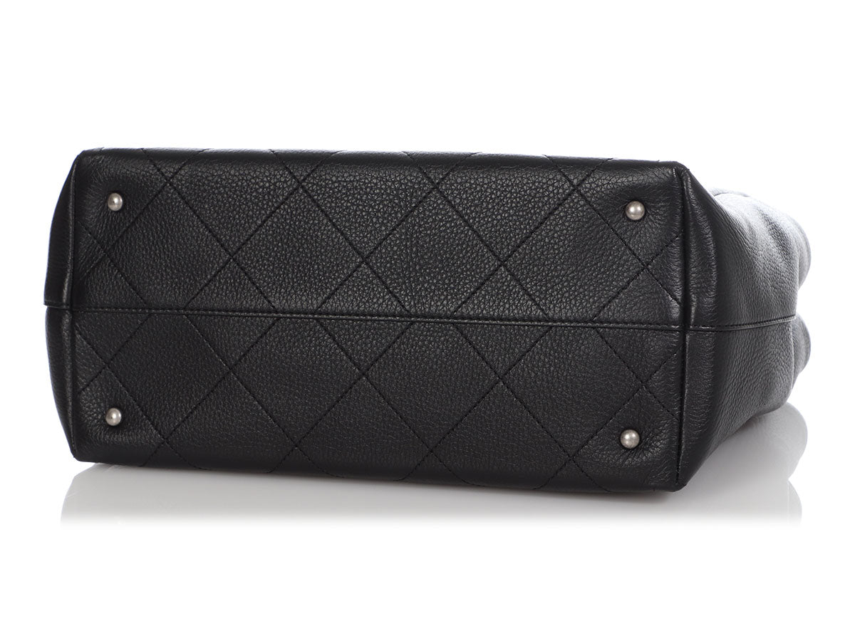 authentic chanel black quilted leather handbag