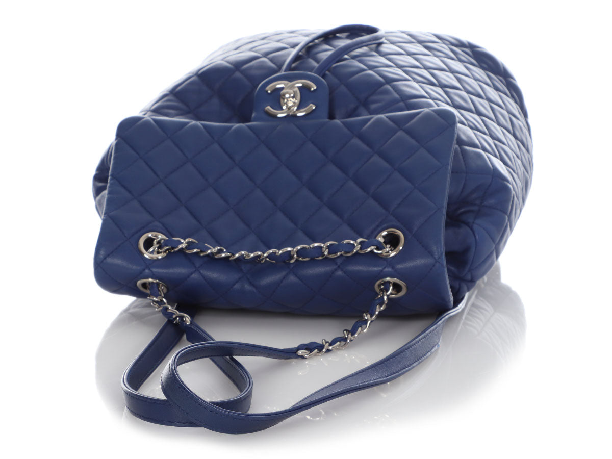 Chanel Backpack Wool / Lamb Blue / Black