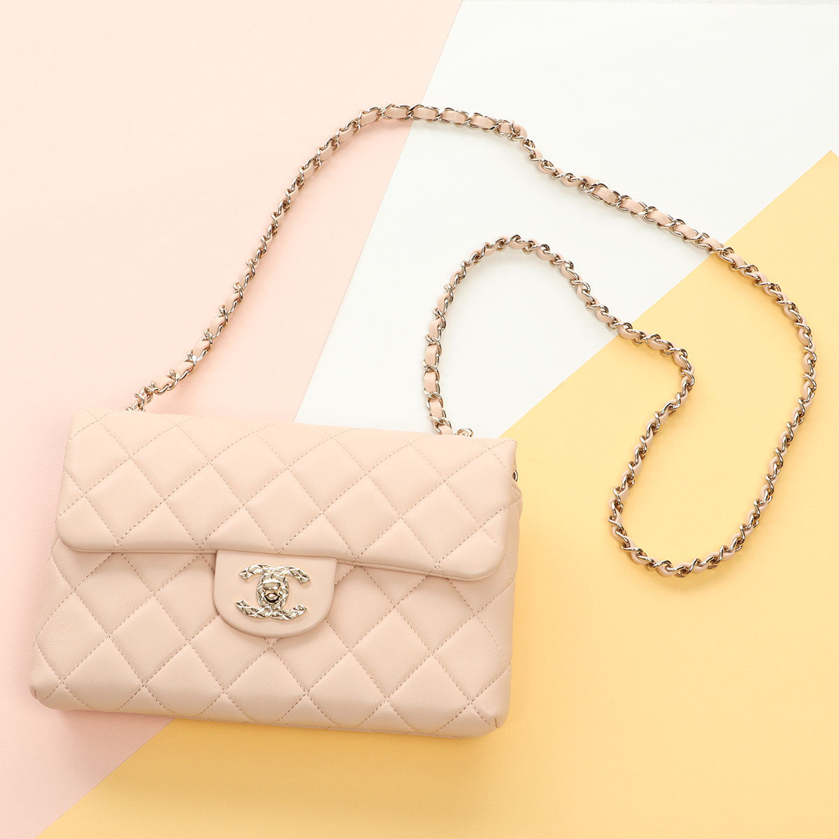 Chanel White Quilted Calfskin Mini 22 Bag Gold Hardware, 2022