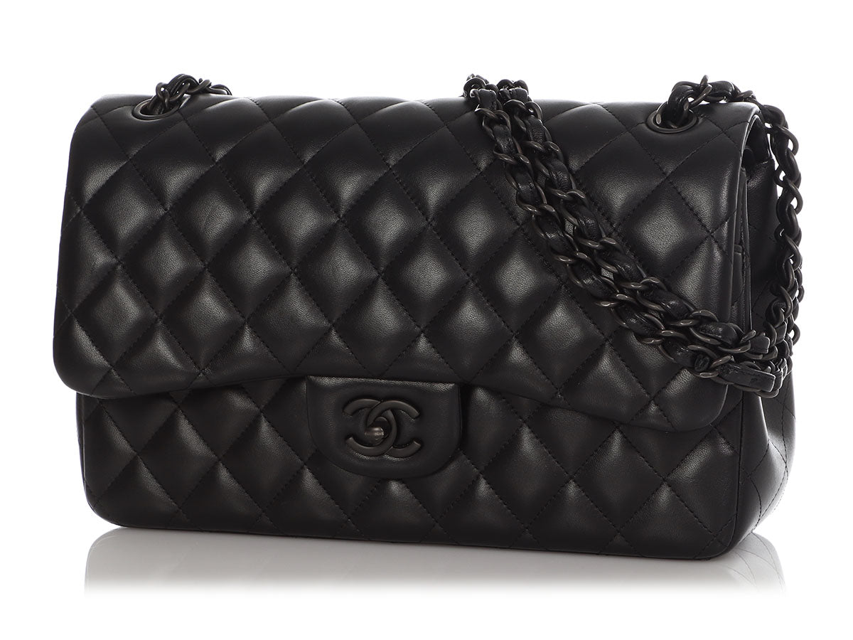 Pristine Chanel So Black Chevron Medium Classic Double Flap Bag – Boutique  Patina