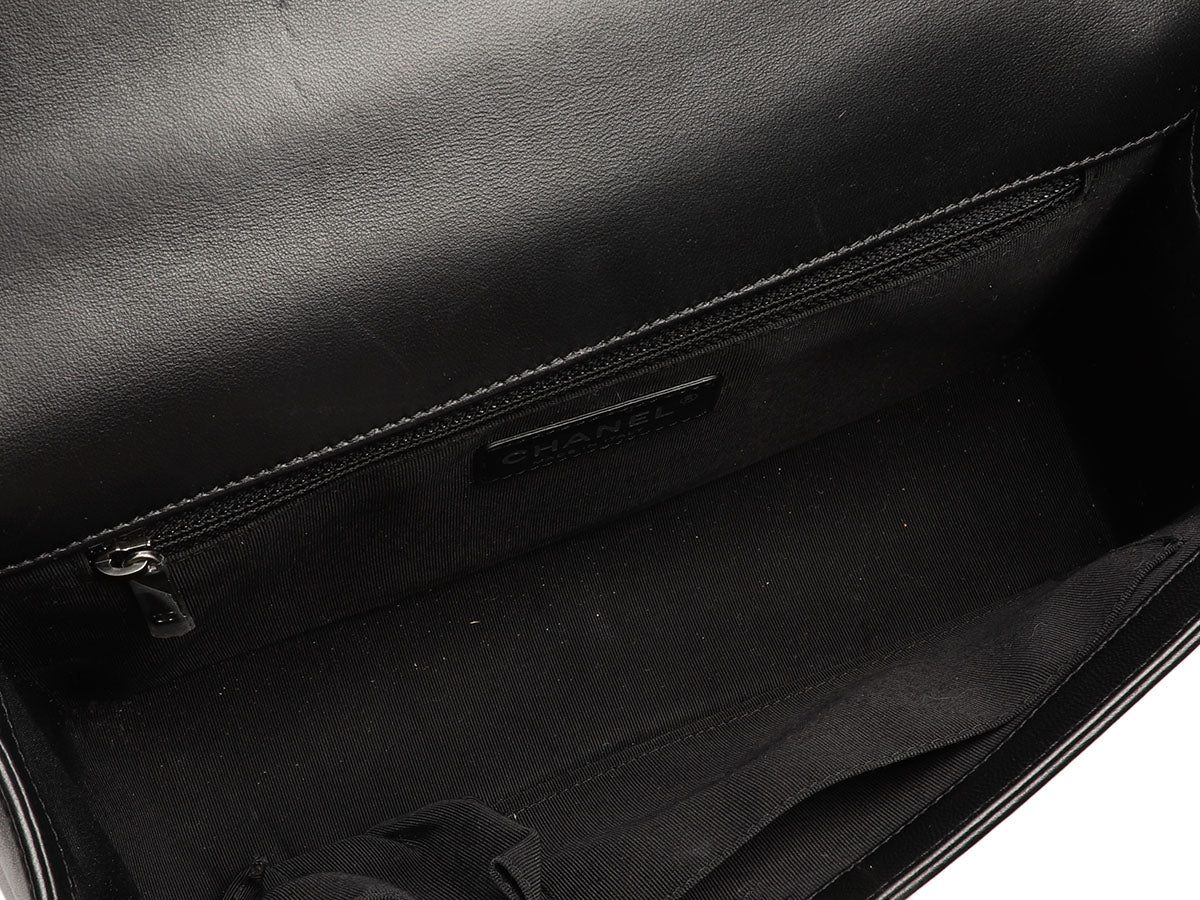 Small boy chanel handbag, Calfskin & ruthenium-finish metal, black —  Fashion