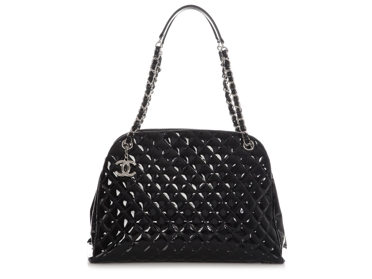 Chanel Black and White Tweed Handbag - Ann's Fabulous Closeouts