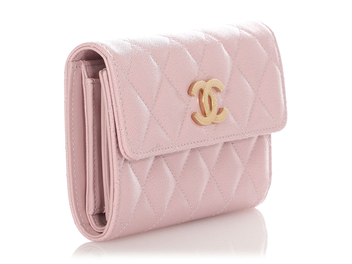 Chanel Pale Pink Caviar Camellia Card Holder