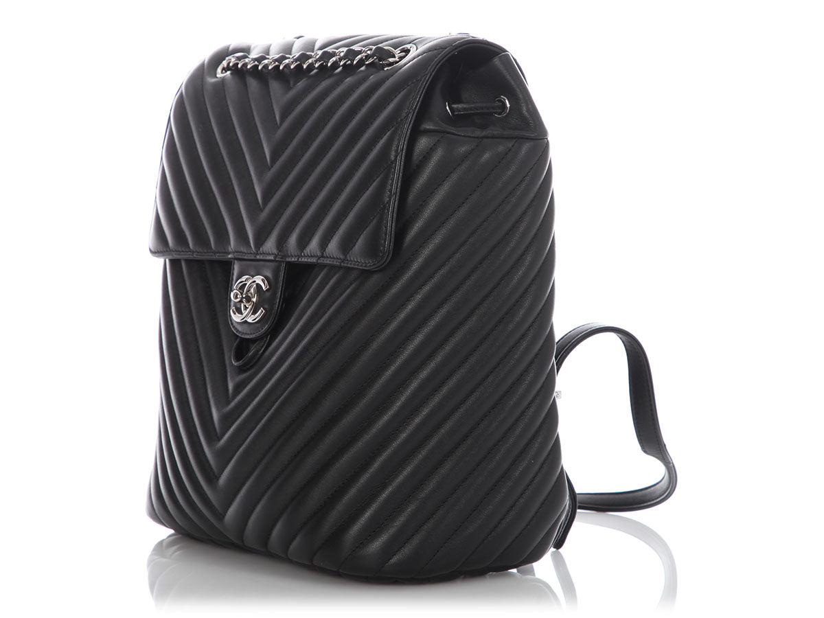 chanel black leather chevron backpack Chanel Large Black Chevron-Quilted Calfskin Urban Spirit Backpack