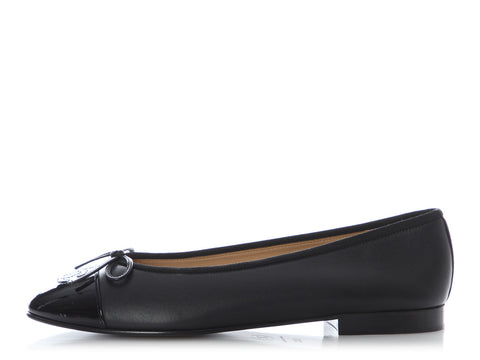 Chanel Black Cap-Toe Ballet Flats