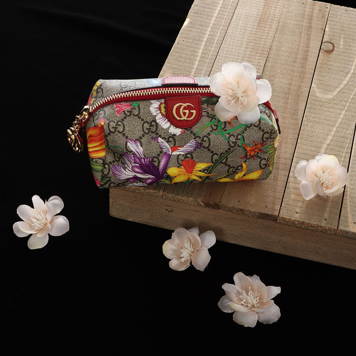 Gucci flora pouch Clearance