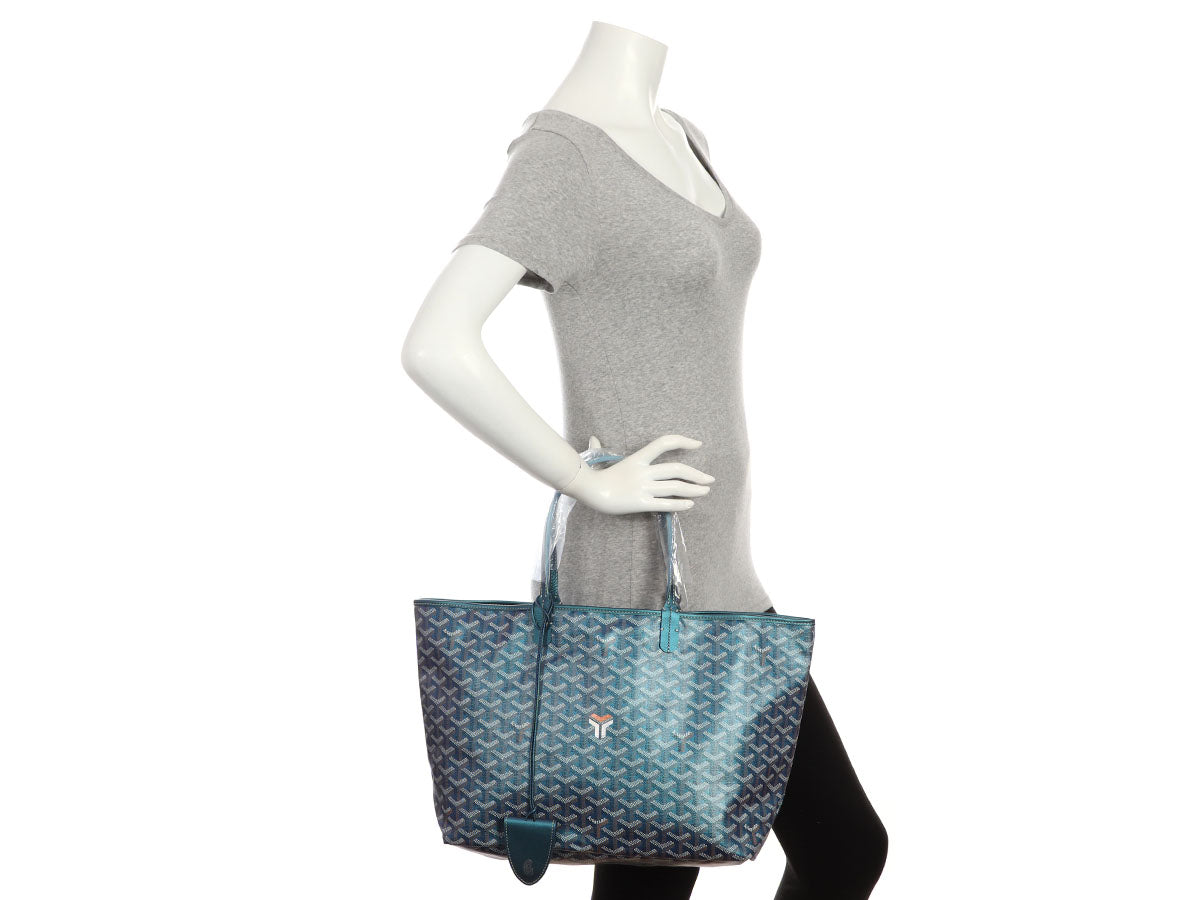 Goyard Limited Edition Pearly Blue Saint-Louis PM