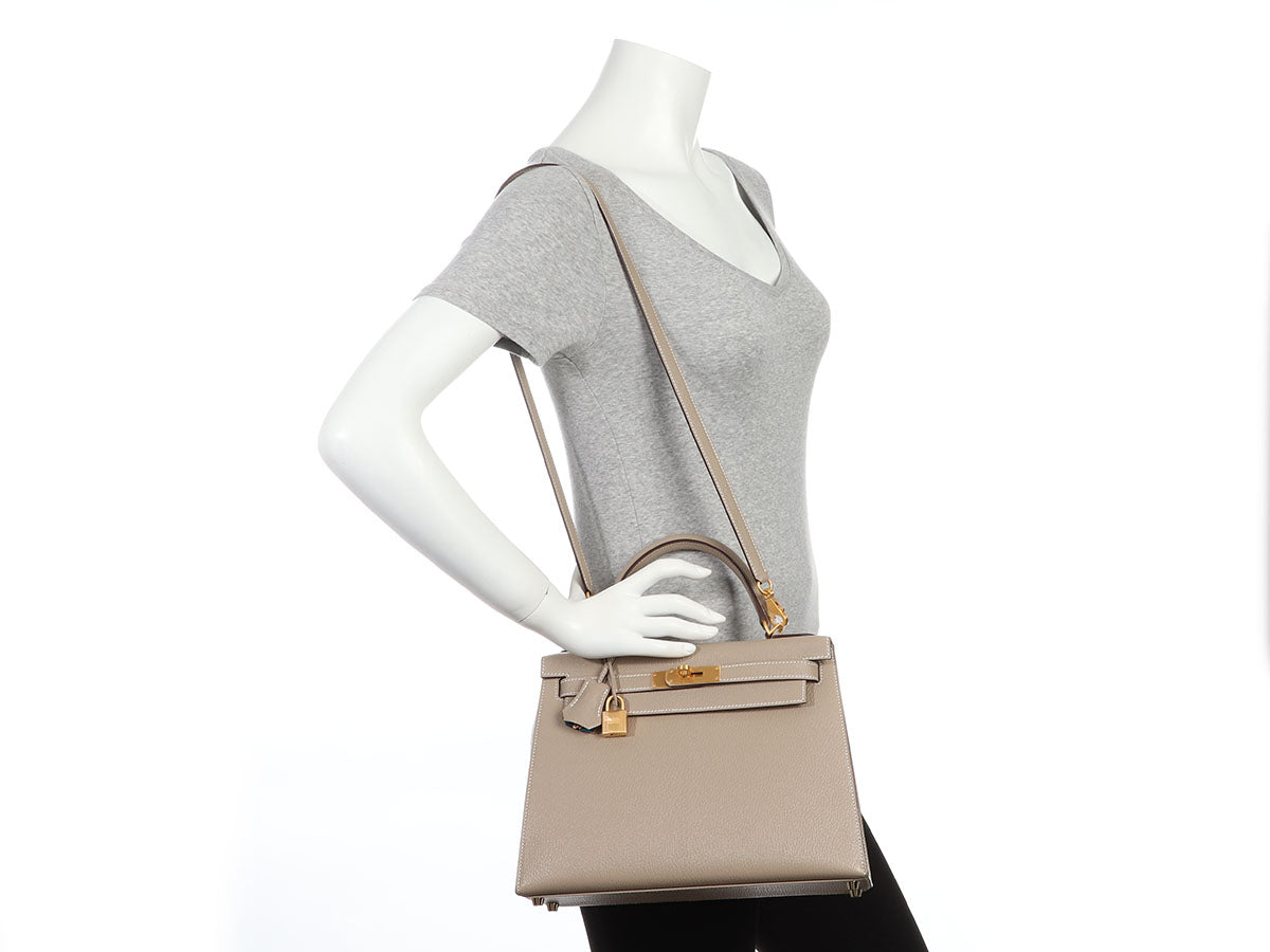 Hermes Special Order (HSS) Kelly Sellier 28 Gris Mouette Verso Togo Br –  Madison Avenue Couture