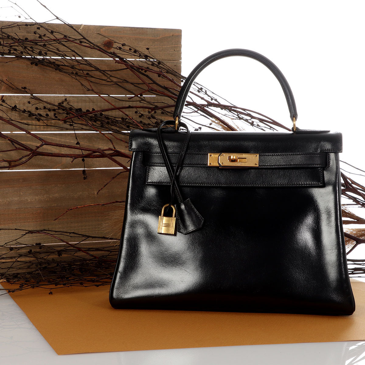 Hermès Vintage Black Box Calfskin Kelly 28 - Ann's Fabulous Finds