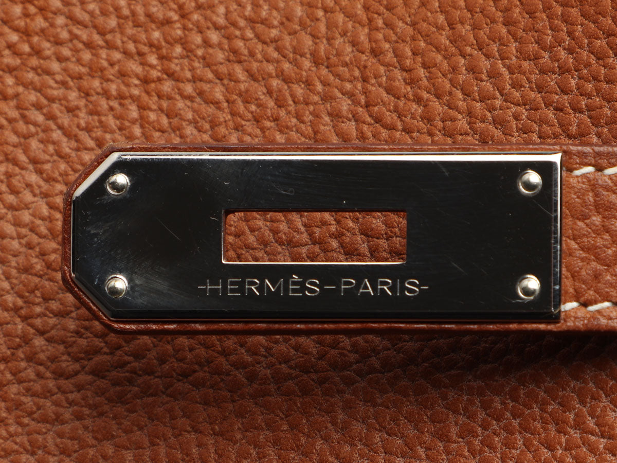 Hermes Kelly 25 in Fauve Barenia Faubourg with Gold Hardware - ShopStyle  Shoulder Bags