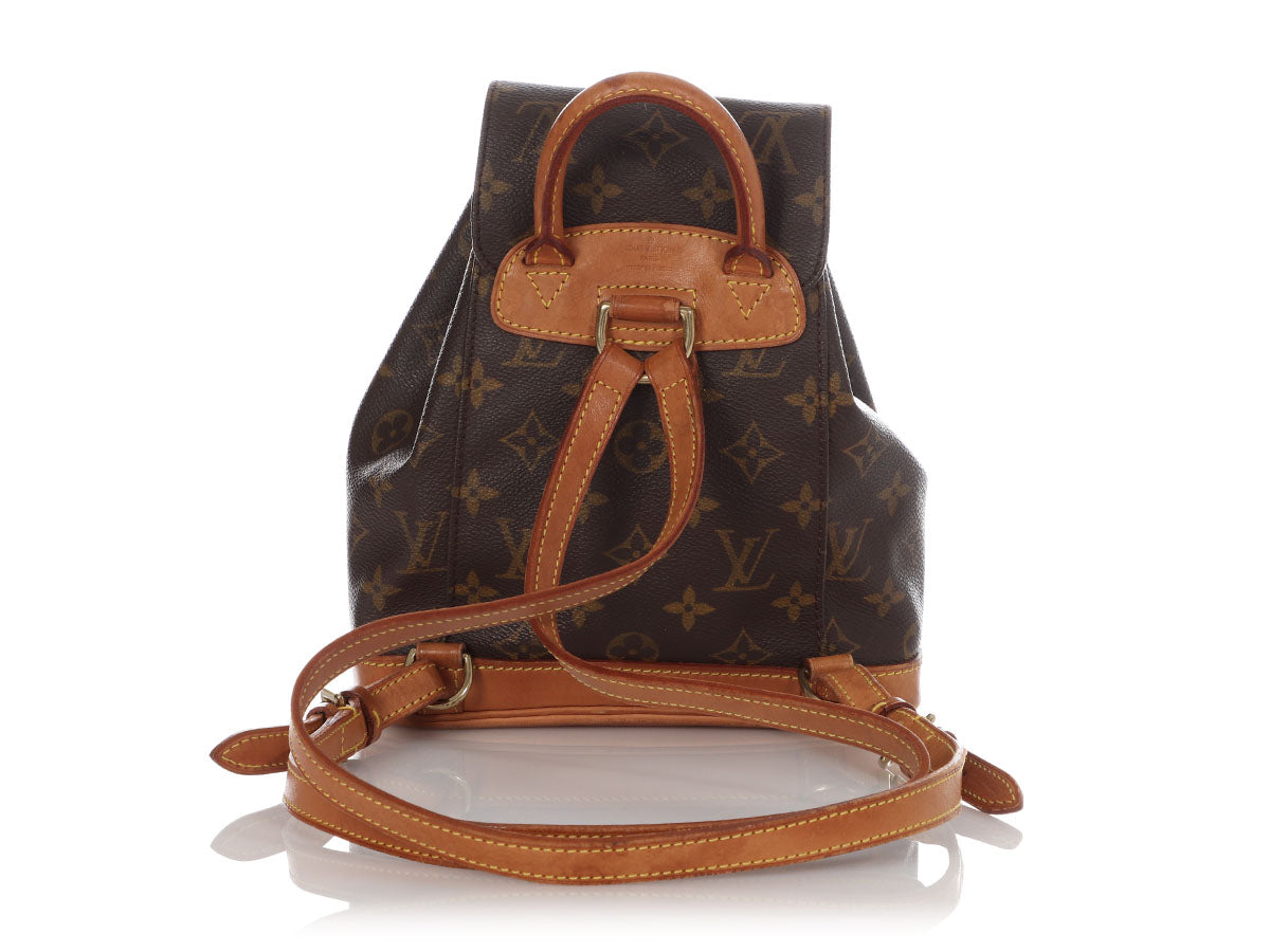 Shop Louis Vuitton Montsouris pm (M45501) by aya-guilera