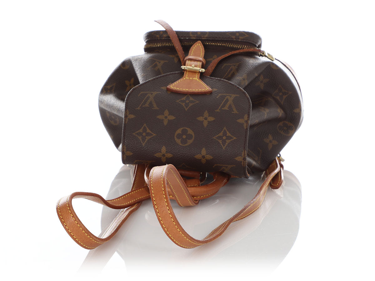 Shop Louis Vuitton Montsouris pm (M45515) by LESSISMORE☆