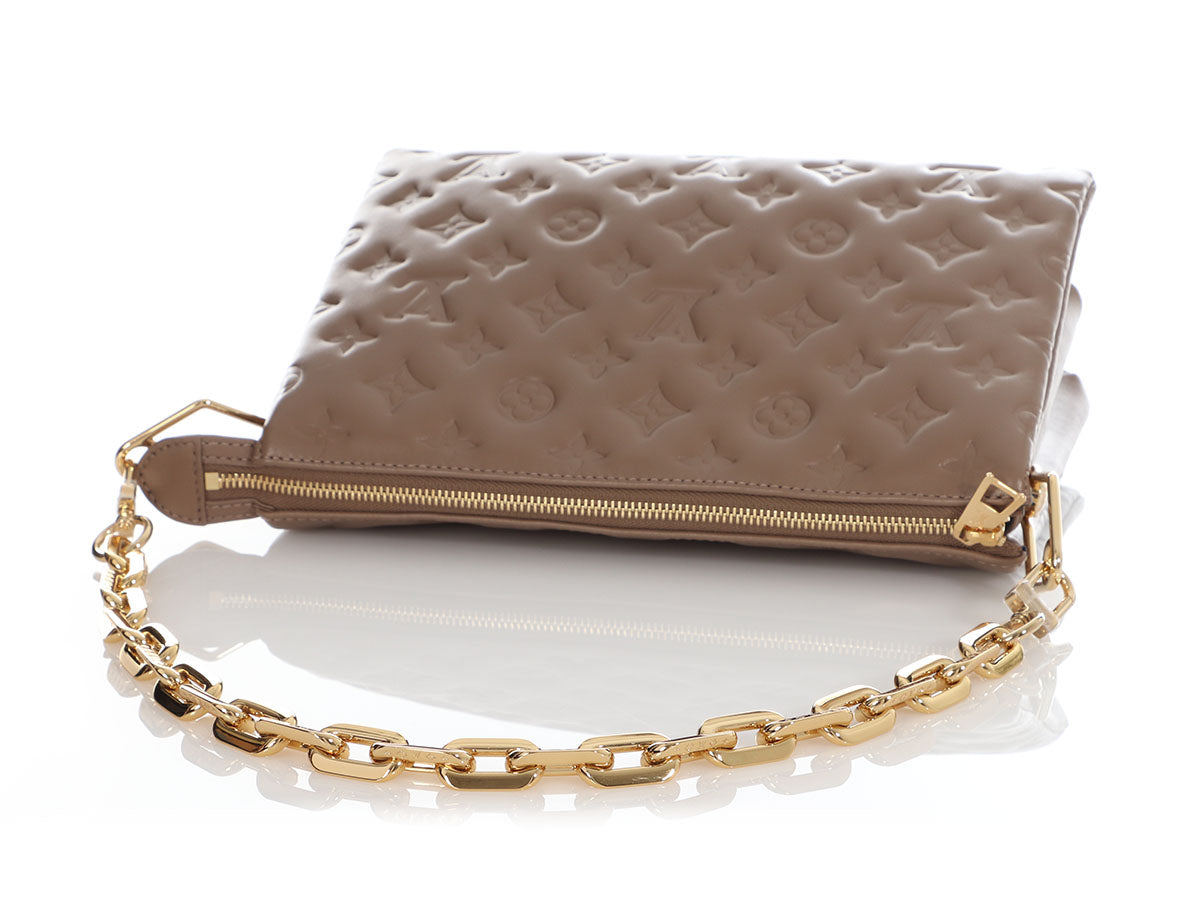 louis vuitton coussin taupe