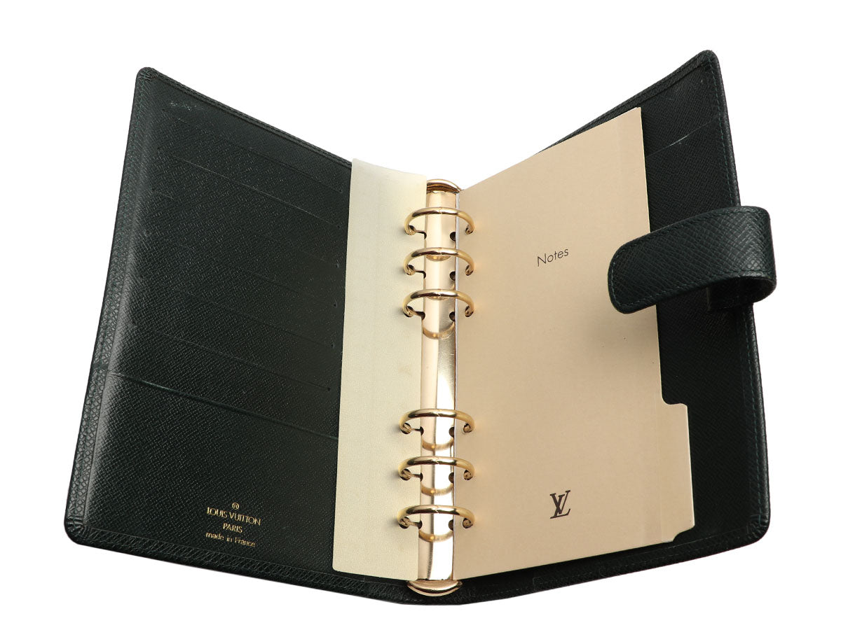 Louis Vuitton Taiga Desk Agenda Cover (SHG-12418) – LuxeDH