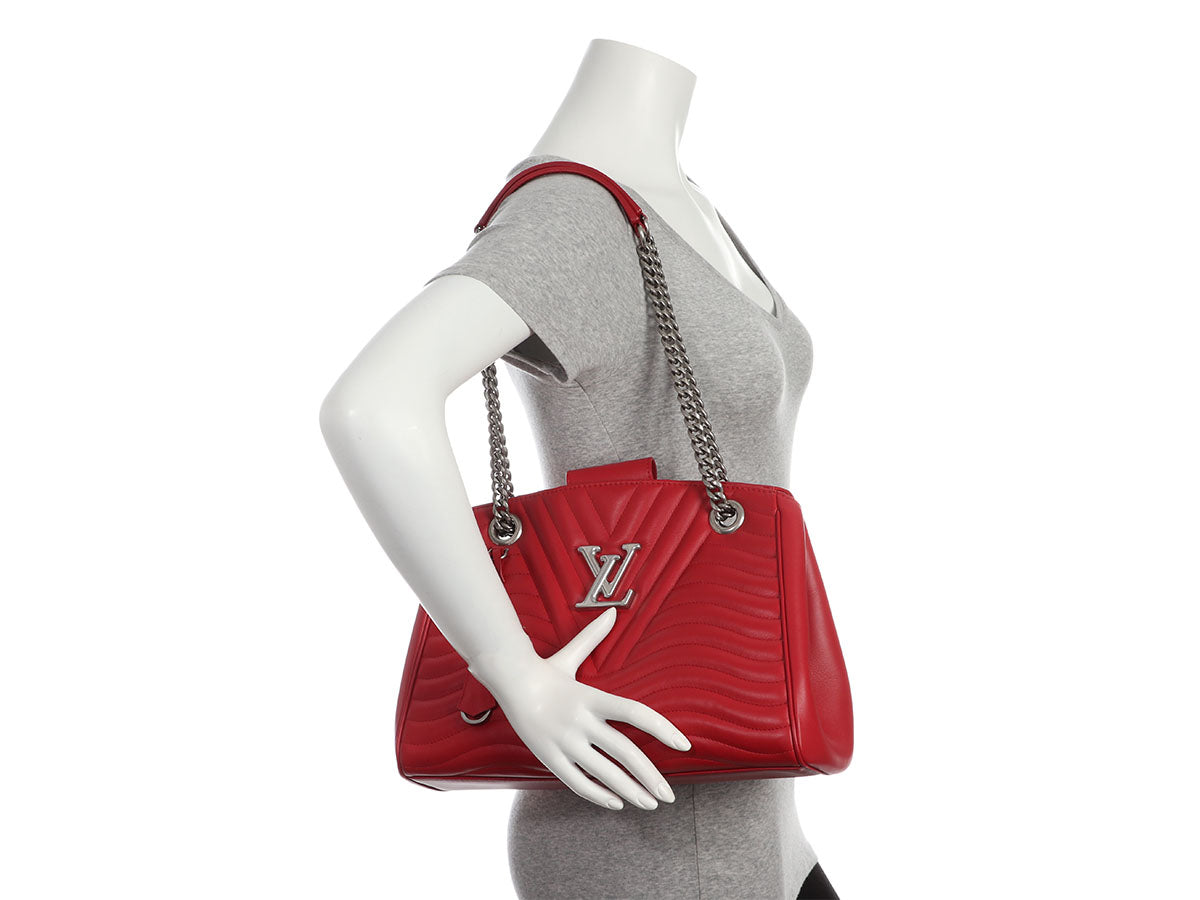 Louis Vuitton New Wave Chain Tote Quilted Leather Red 2346972