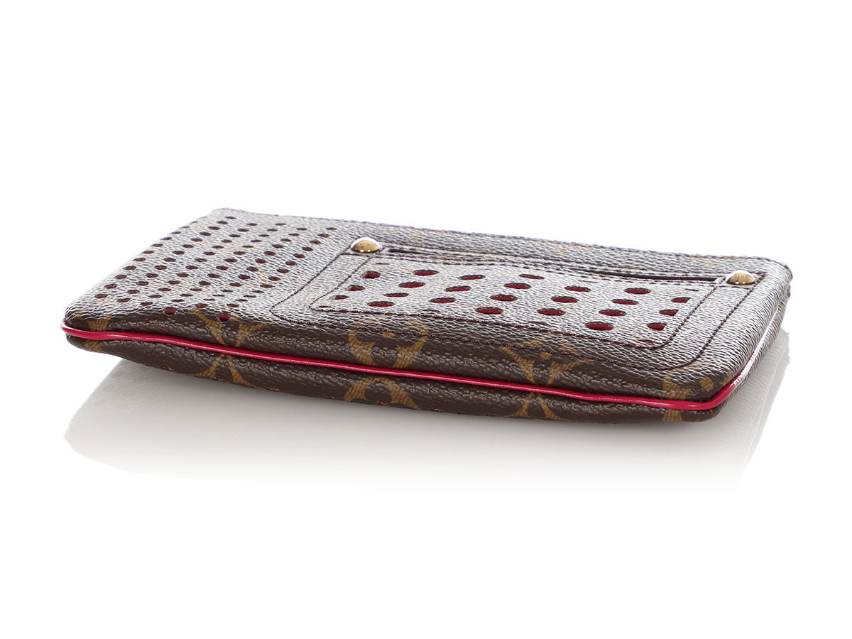 perforated pochette accessoires