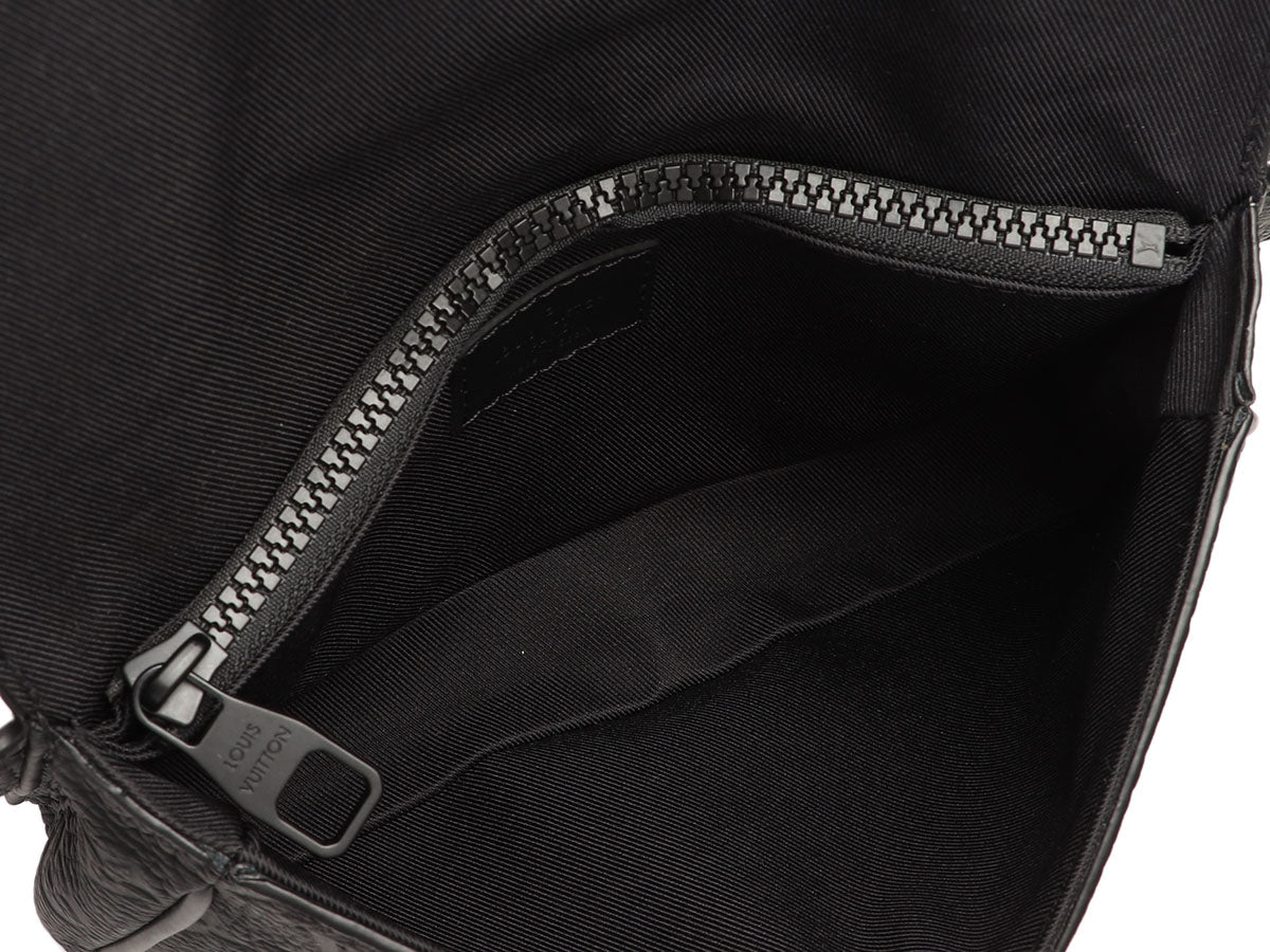 Louis Vuitton Black S Lock Sling Bag 1:1 original Quality