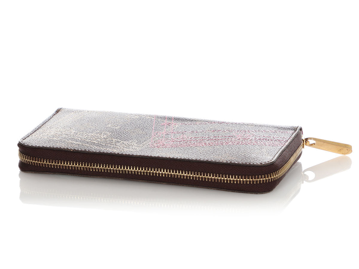 Louis Vuitton Fragment Monogram Eclipse Iphone Chain Wallet Bag – I MISS  YOU VINTAGE