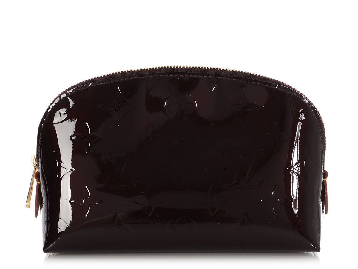 Repository... | MinerU-HTML | en | CC-MAIN-2025-08 | 26da5a15-2189-5171-87c4-6c1d8d4a48ab | https://www.ars.usda.gov/research/publications/publications-at-this-location/?modecode=66-15-10-20&show=pubtype&filteryear=2004 |
![Louis Vuitton Amarante Vernis Cosmetic Pouch