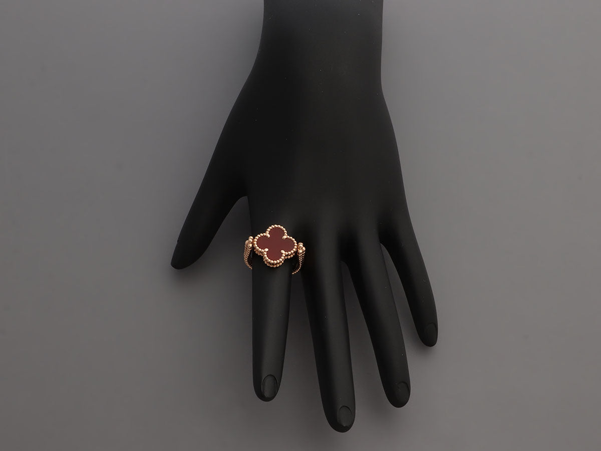 Van Cleef & Arpels - Vintage Alhambra Reversible Ring - Ring Woman Pink gold/Carnelian/Diamond