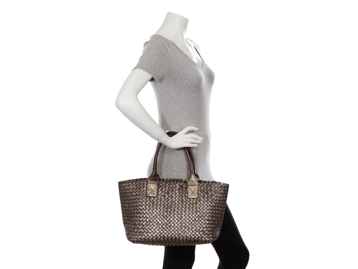 History of a Classic: The Bottega Veneta Cabat - BagAddicts Anonymous