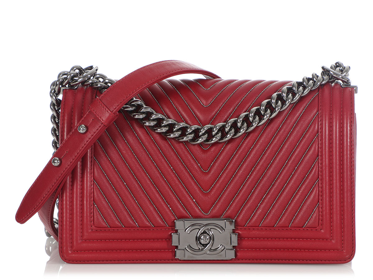 Chanel Red Diamond Stitch Calfskin Leather New Medium Boy Bag