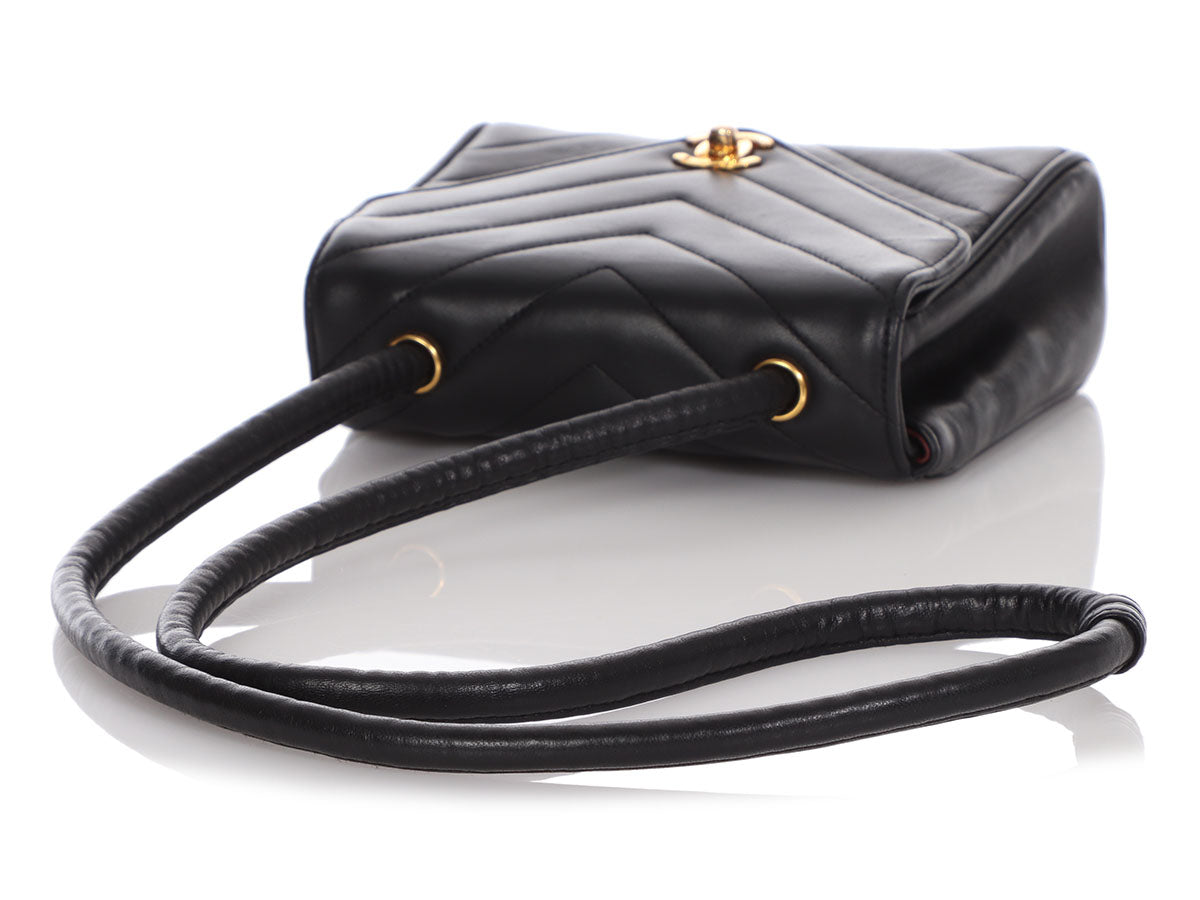 New Chanel Black Chevron Classic Quilted Rectangular Mini 2.55 Flap Ba –  Boutique Patina