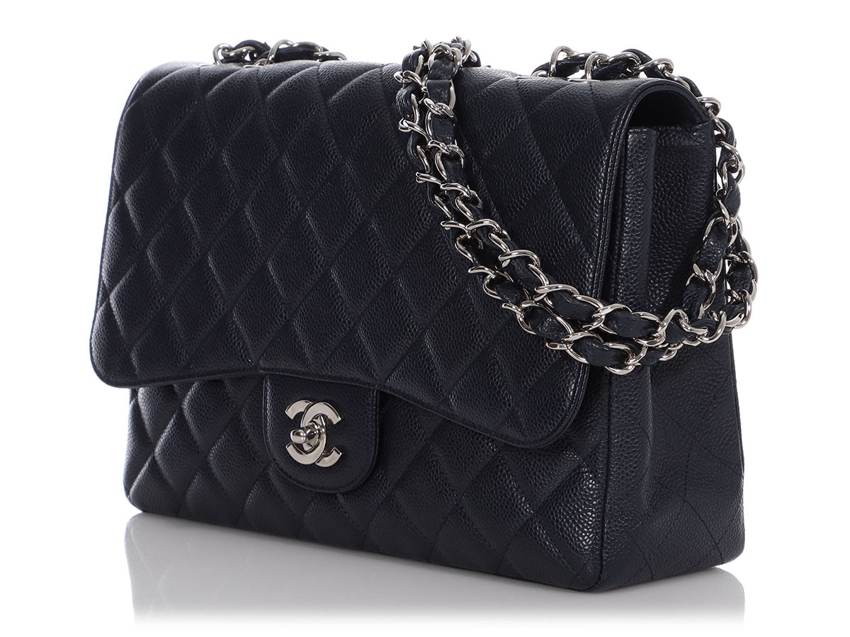 Chanel Chanel Jumbo single flap bag in black Caviar leather with