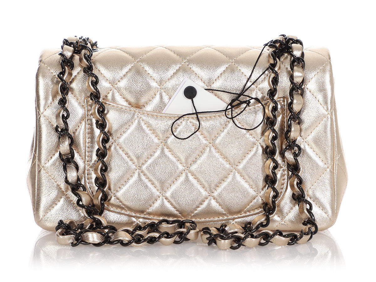 CHANEL Metallic Lambskin Quilted Maxi Single Flap Silver