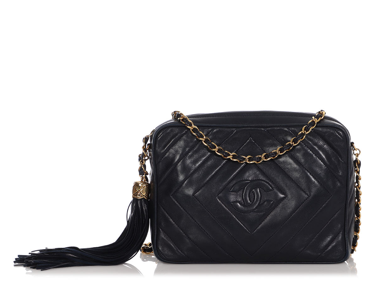 Chanel - Black Chevron Lambskin Classic Double Flap Medium - Yahoo Shopping