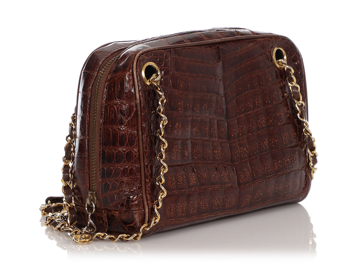 Burberry Alligator Trench Shoulder Bag - Ann's Fabulous Closeouts