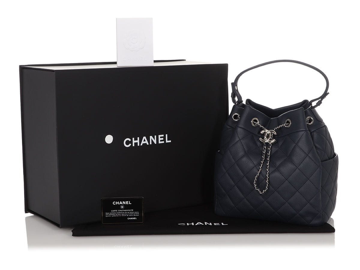 Vintage Chanel CC 1986-88 Black Quilted Leather Canvas Drawstring Buck
