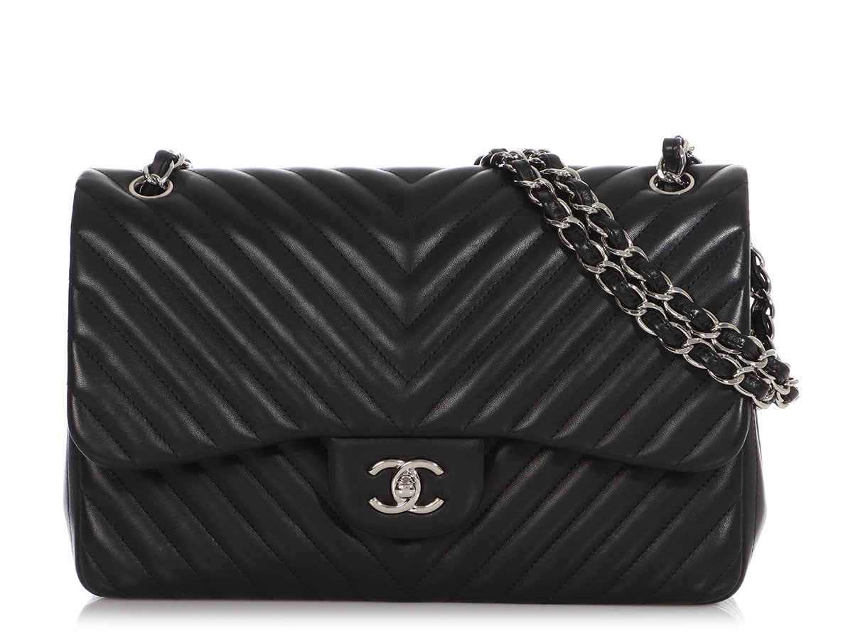 CHANEL LIGHT GRAY CAVIAR JUMBO CLASSIC DOUBLE FLAP BAG