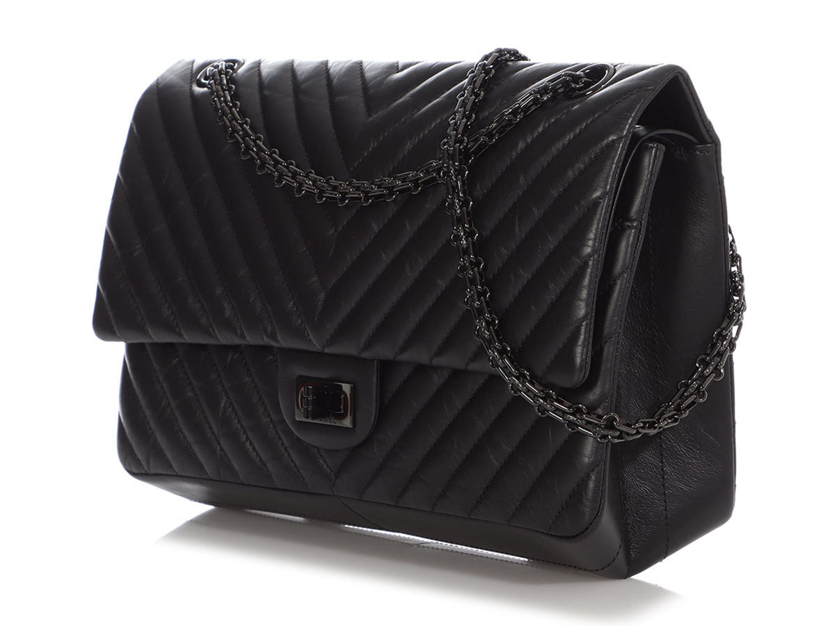 Chanel So Black Chevron-Quilted Aged Calfskin 2.55 Reissue 226