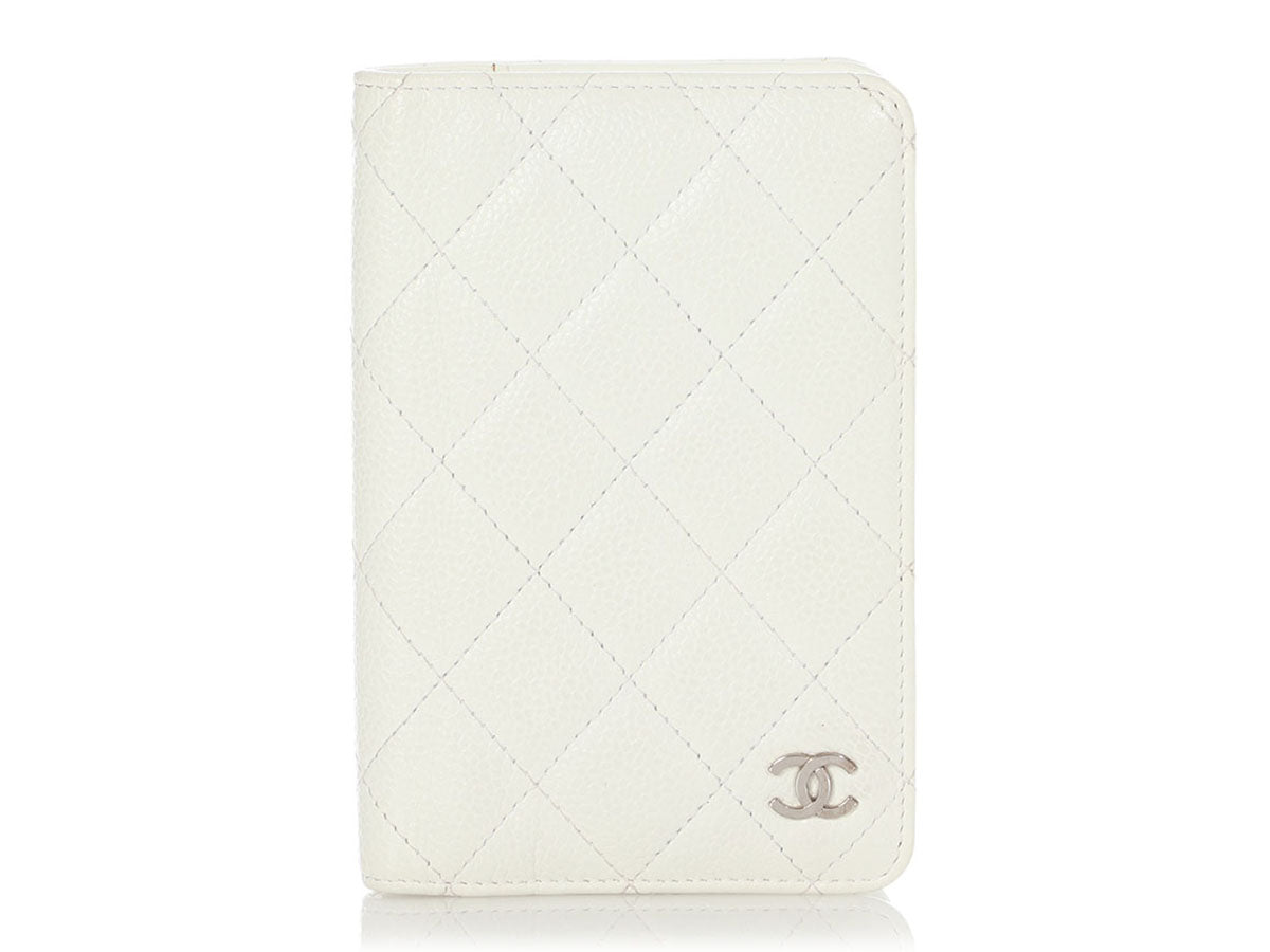 Chanel White Quilted Caviar Organizer Cover