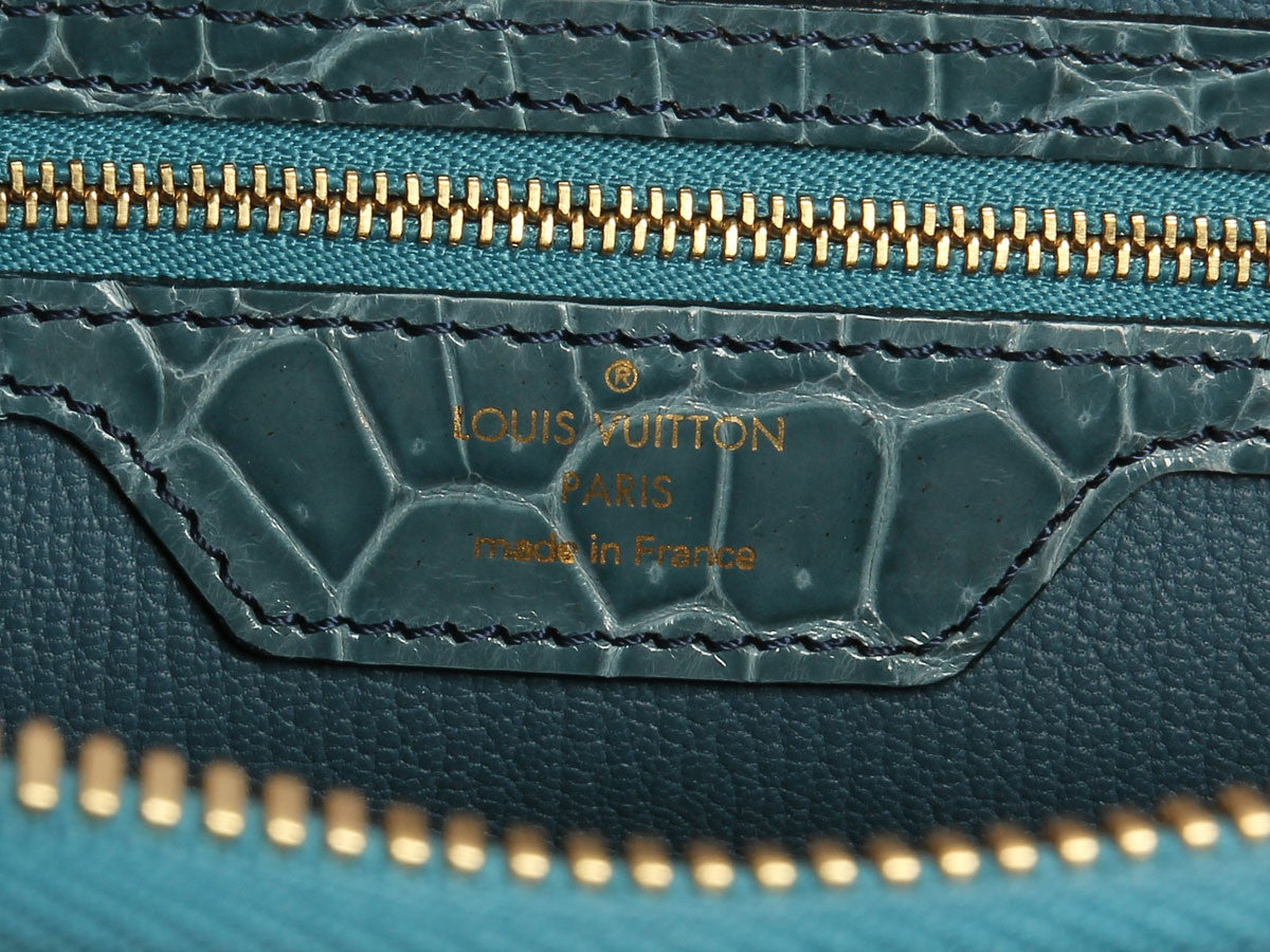 Louis Vuitton Coquelicot Epi Néonoé MM - Ann's Fabulous Closeouts