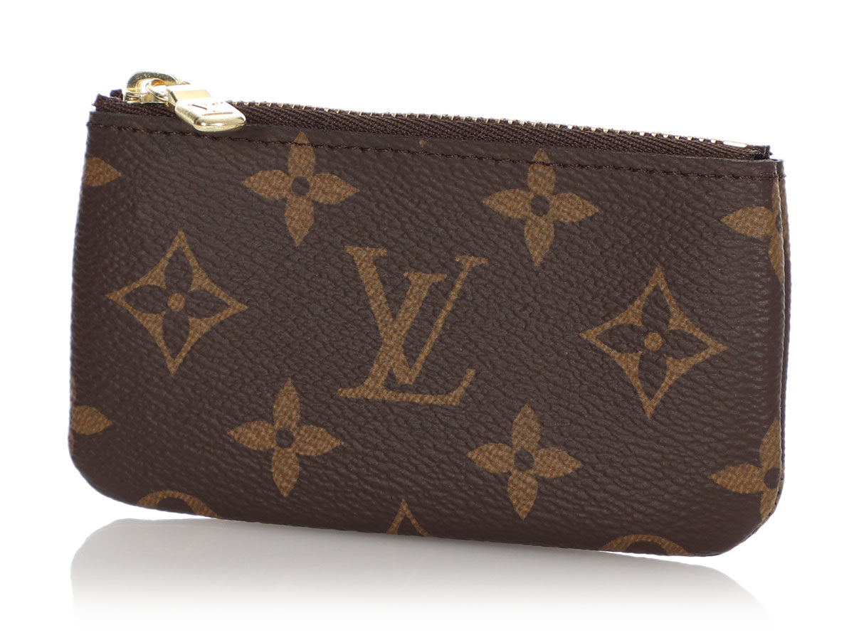 Louis Vuitton Key Pouch Review #louisvuitton #keypouch #designer #luxu, louisvuitton