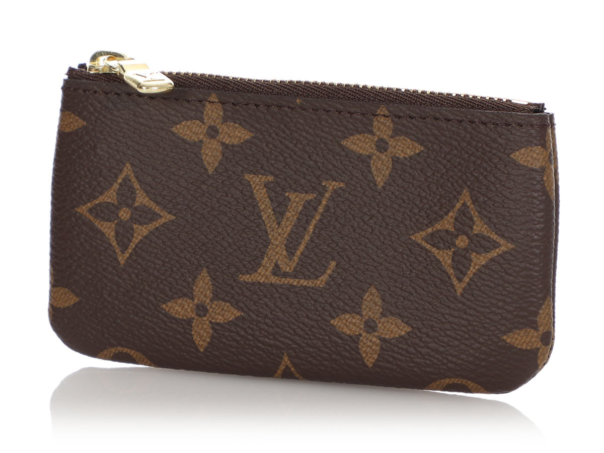 Louis Vuitton Vintage Monogram Canvas Key Pouch (SHF-OnAhFA) – LuxeDH